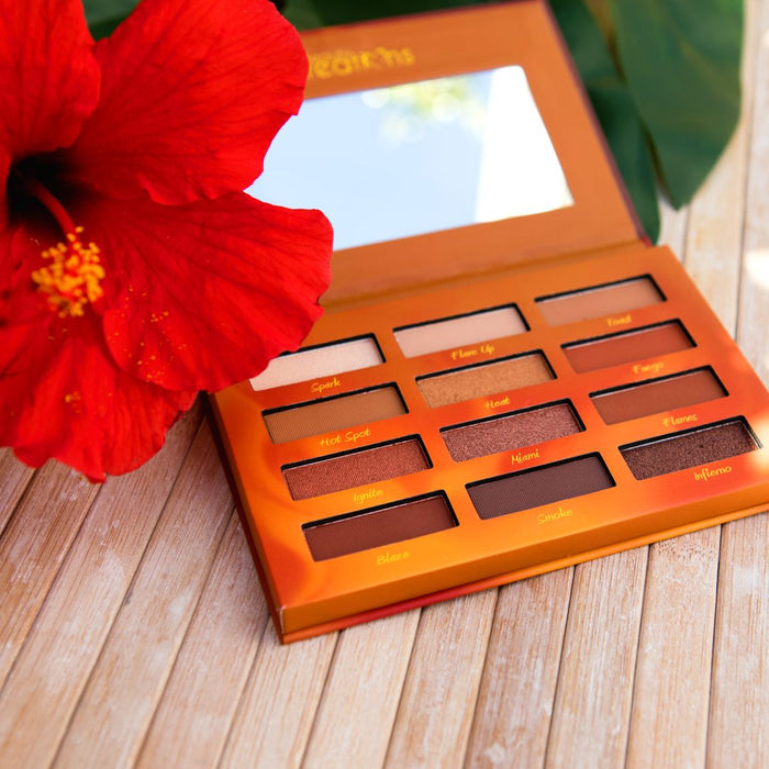 BEAUTY CREATIONS Hot Fire Eyeshadow Palette علبة ظلال العيون