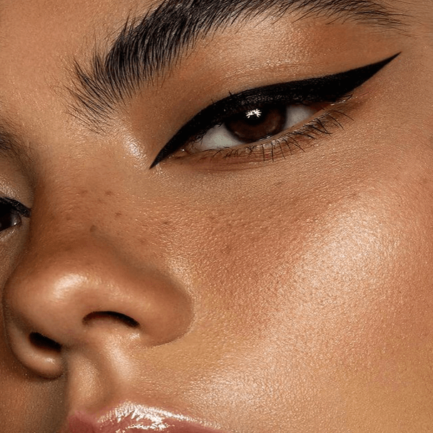 Carissa Cosmetics Liquid Eye Liner