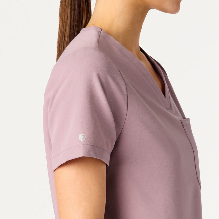 JAANUU Rhena Essential 1 pocket Scrub Top Blossom Pink - Get Scrubbed