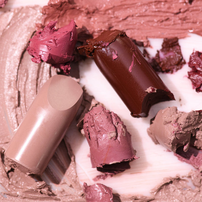 Royal Mat Lipstick no. 13 Violet Touch Pierre Rene