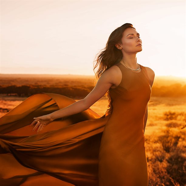 Avon Far Away Beyond Parfum - 50ml