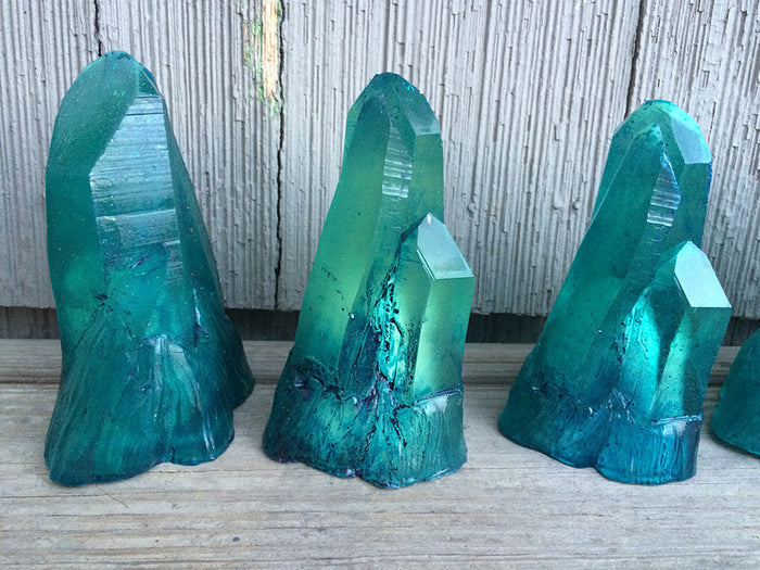 CAST CRYSTAL LIGHT - LARGE CLUSTER- BLUE