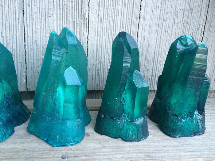 CAST CRYSTAL LIGHT - LARGE CLUSTER- BLUE