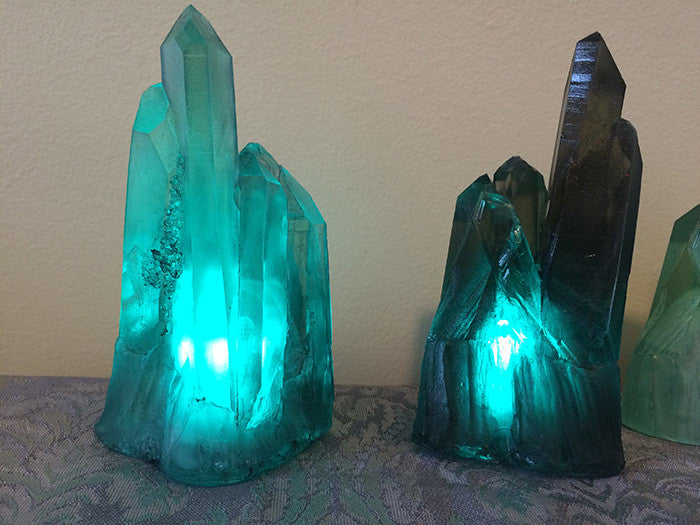 CAST CRYSTAL LIGHT- QUARTZ SPIKE