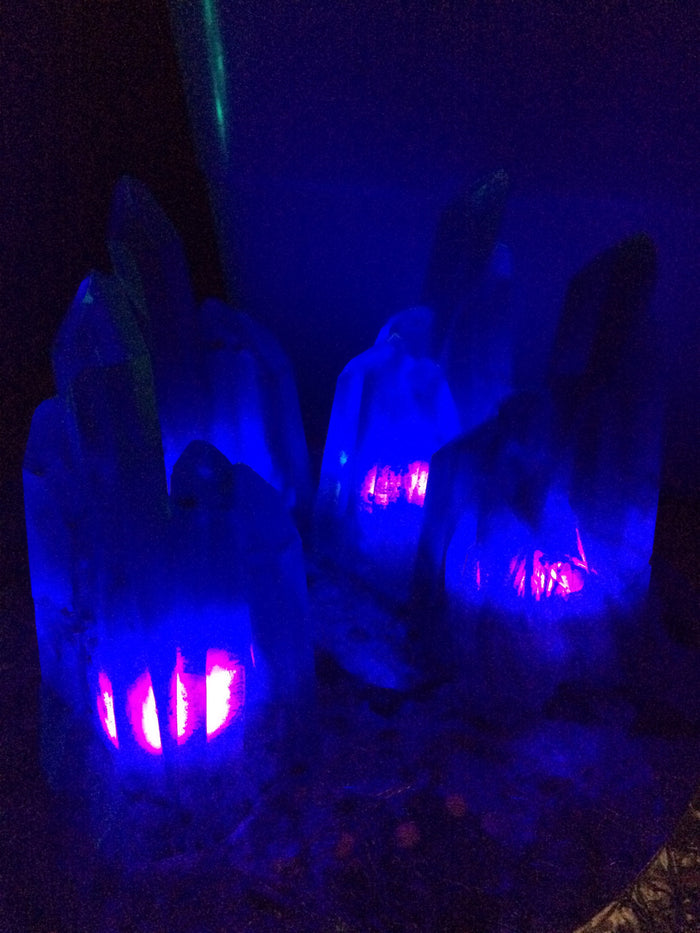 CAST CRYSTAL LIGHT- QUARTZ SPIKE