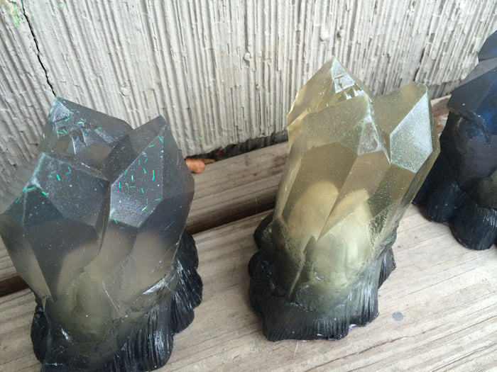 CAST CRYSTAL LIGHT- QUARTZ