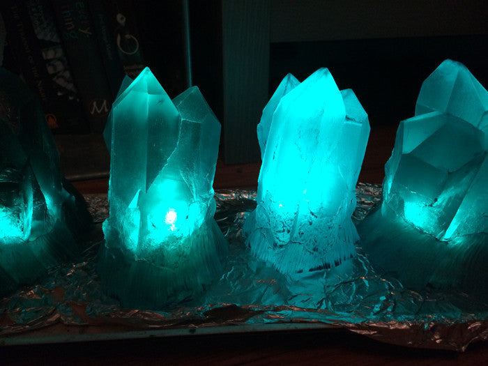 CAST CRYSTAL LIGHT