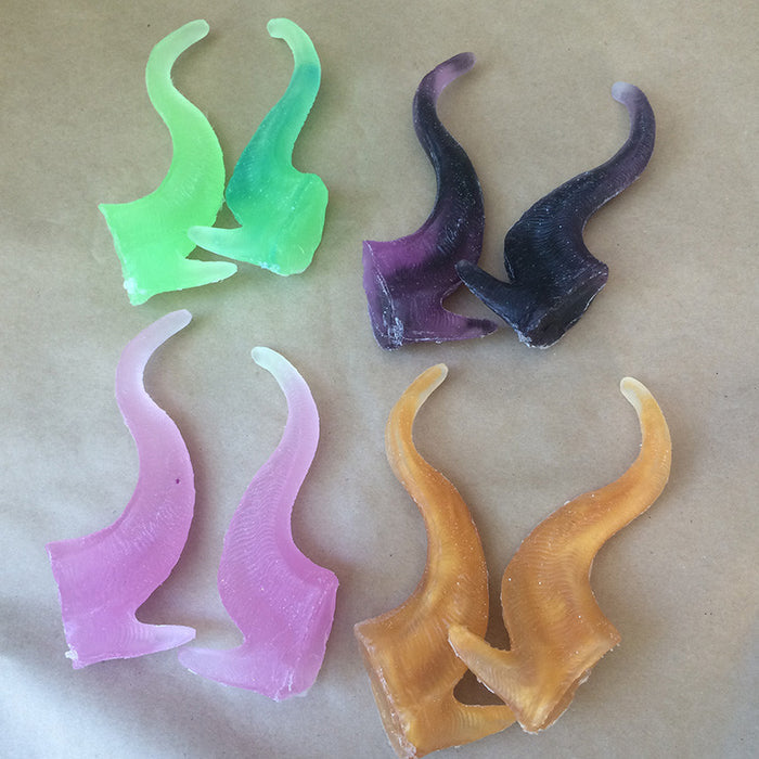 CAST TRANSLUCENT GLOW IN THE DARK HORNS
