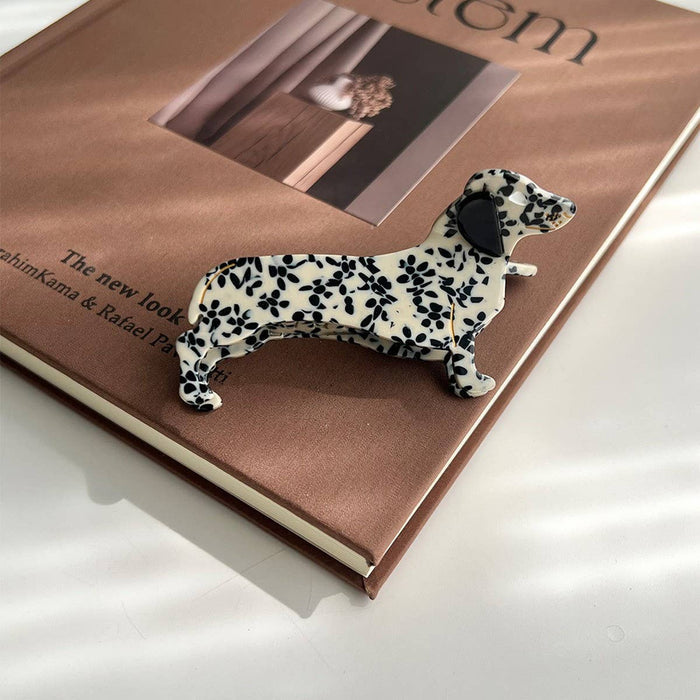 ACCITY Dachshund hair clip featuring a cute dog-shaped design, ideal for securing hair with a playful, stylish accessory.