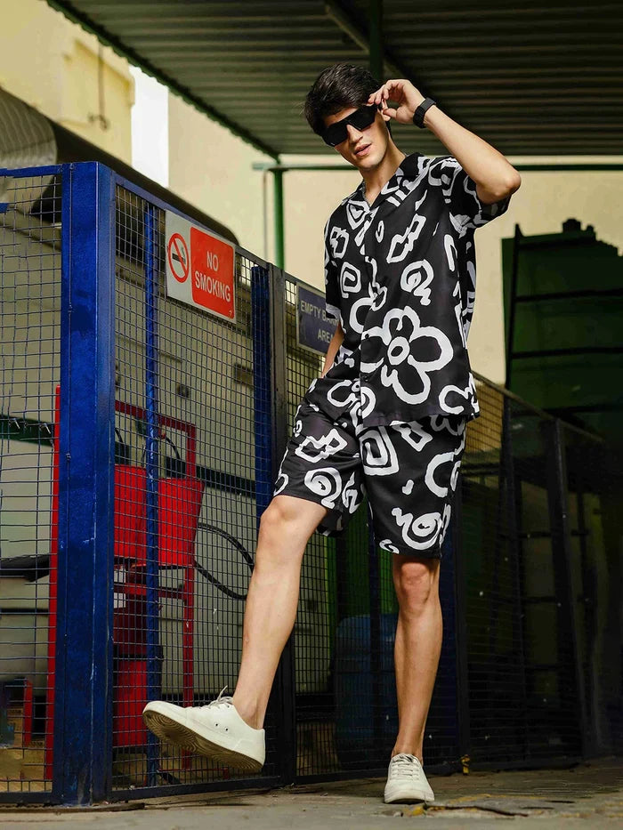 House Of Koala Black Abstract Printed Relaxed Fit Casual Shorts
