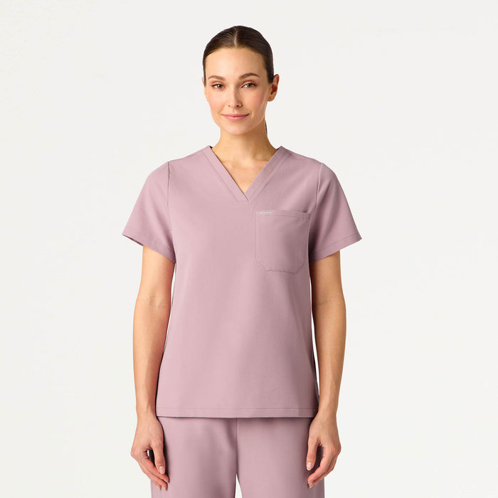 JAANUU Rhena Essential 1 pocket Scrub Top Blossom Pink - Get Scrubbed