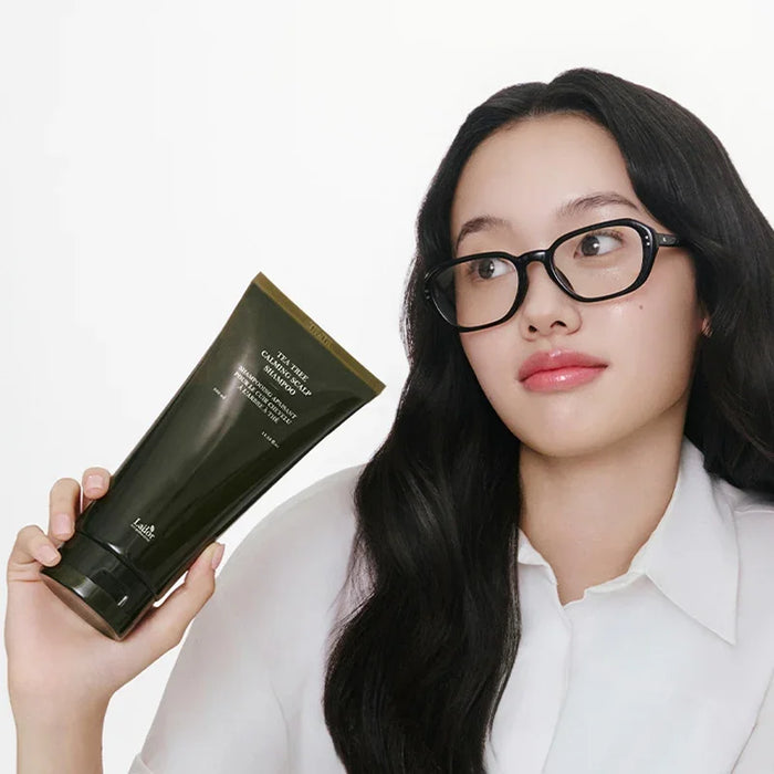[Lador] Tea Tree Calming Scalp Shampoo 330ml