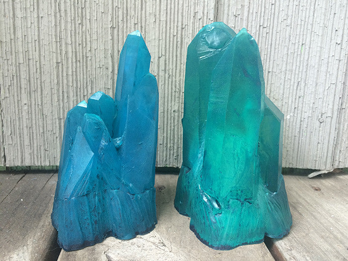 LIGHT UP/GLOW IN THE DARK CRYSTAL LIGHT