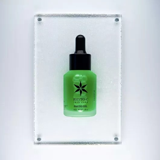 Phyto-C Phyto Gel brightening skin care serum in green bottle