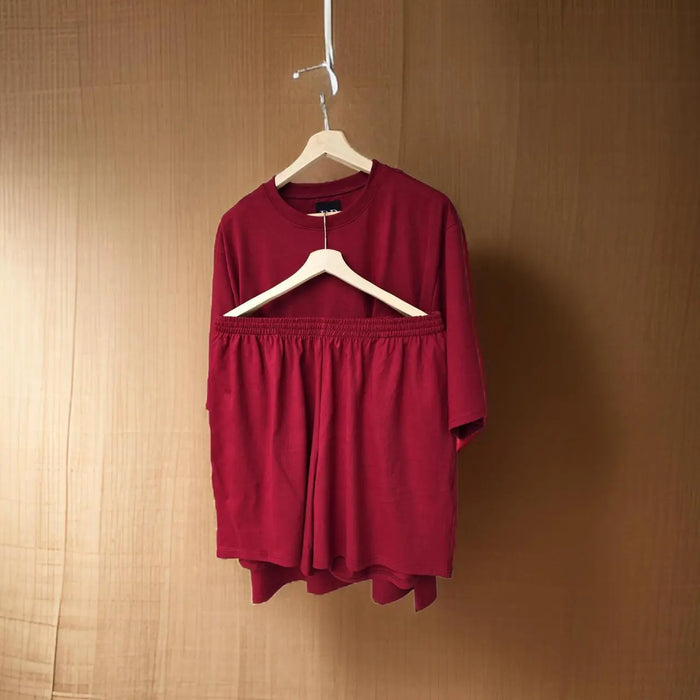 Tshirt + Shorts / M