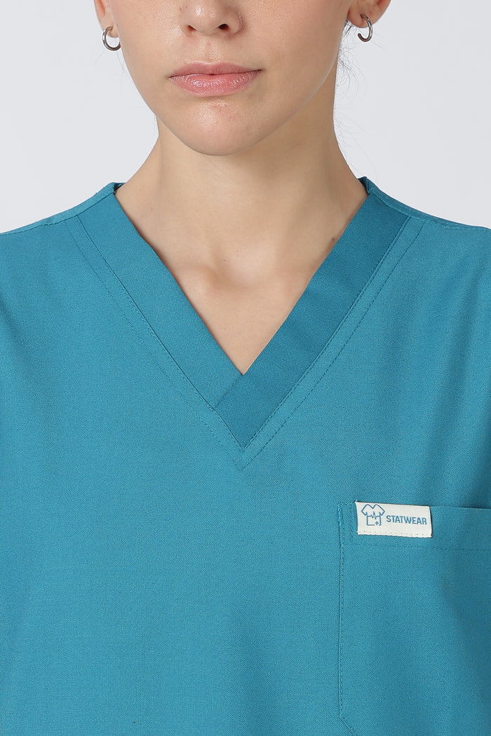Prime – Women's V-Neck Scrub - 7 Pocket - Aqua