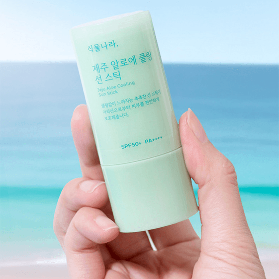 [Shingmulnara] Jeju Aloe Cooling Sun Stick SPF 50+ PA++++ 19g - Ballagrio