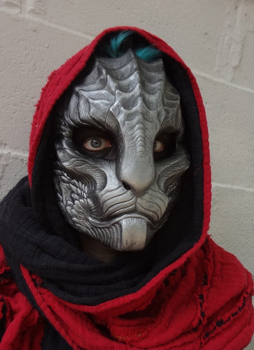 SILVER DRAGONCAT MASK