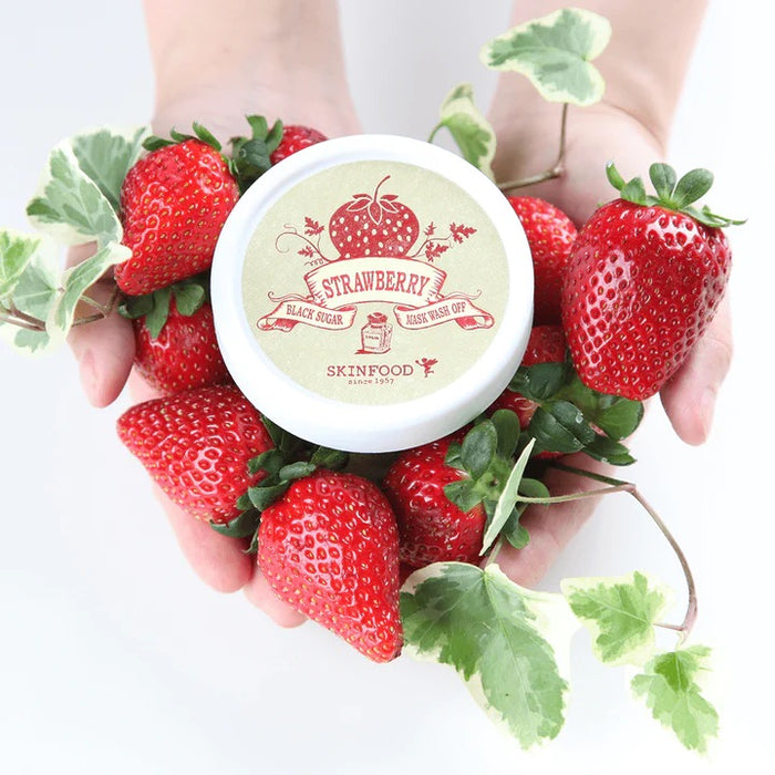 SKINFOOD Black Sugar Strawberry Mask Wash Off ماسك مقشر بالسكر الأسود والفراولة