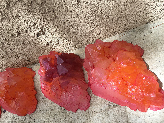 URETHANE GLOW IN THE DARK CRYSTAL- LARGE ( ORANGE)