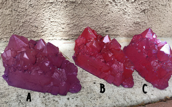 URETHANE GLOW IN THE DARK CRYSTAL- LARGE ( PINK )