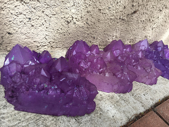 URETHANE GLOW IN THE DARK CRYSTAL- LARGE ( PURPLE)