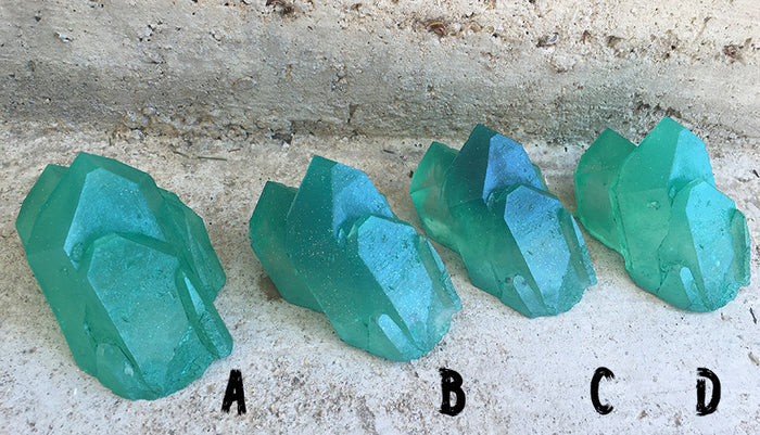 URETHANE GLOW IN THE DARK CRYSTAL- SMALL (EMERALD GREEN)