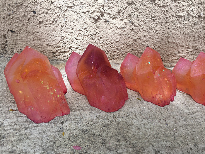 URETHANE GLOW IN THE DARK CRYSTAL- SMALL ( ORANGE)