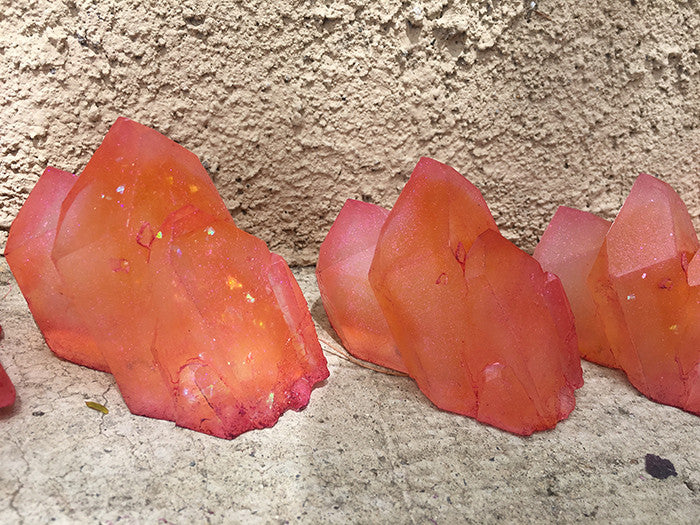 URETHANE GLOW IN THE DARK CRYSTAL- SMALL ( ORANGE)