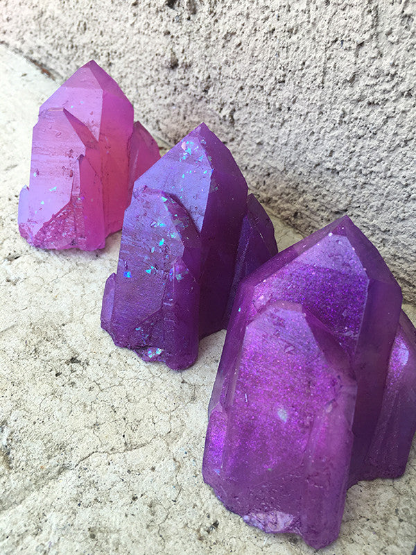 URETHANE GLOW IN THE DARK CRYSTAL- SMALL ( PURPLE AND ORANGE)