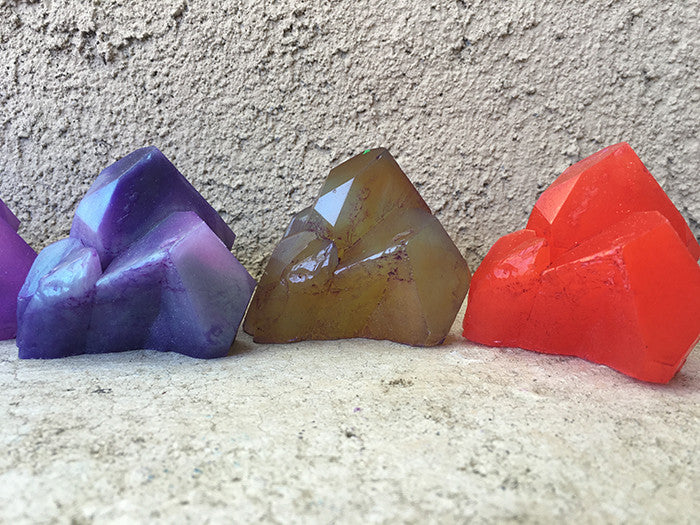 URETHANE GLOW IN THE DARK CRYSTAL- SMALL ( PURPLE AND ORANGE)
