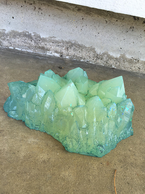 URETHANE GLOW IN THE DARK WALL CRYSTAL- LARGE- MINT GREEN