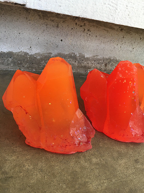 URETHANE GLOW IN THE DARK WALL CRYSTAL- MEDIUM- ORANGE