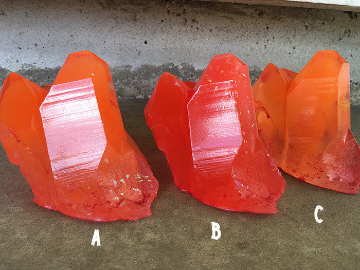 URETHANE GLOW IN THE DARK WALL CRYSTAL- MEDIUM- ORANGE