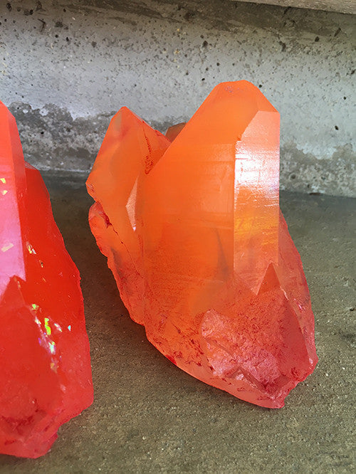 URETHANE GLOW IN THE DARK WALL CRYSTAL- MEDIUM- ORANGE