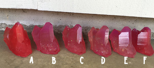URETHANE GLOW IN THE DARK WALL CRYSTAL- MEDIUM- RED/PINK