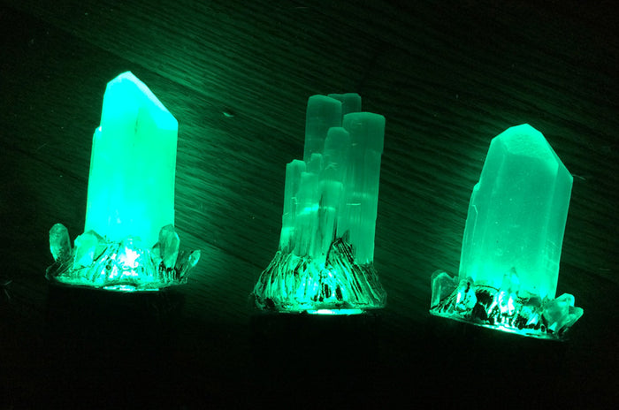 WIZARD WAND HORN SCONCE LIGHT